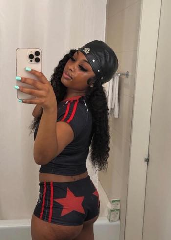 Katy, 23  female escort, Brownsville