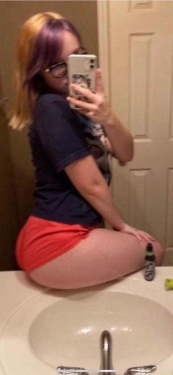 361-204-9330, 24  female escort, Brownsville