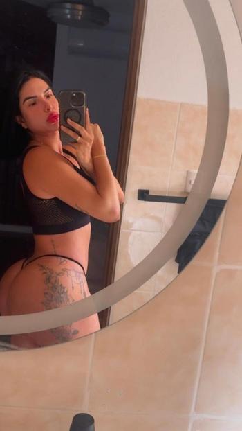 Yohanna , 33  female escort, Brownsville